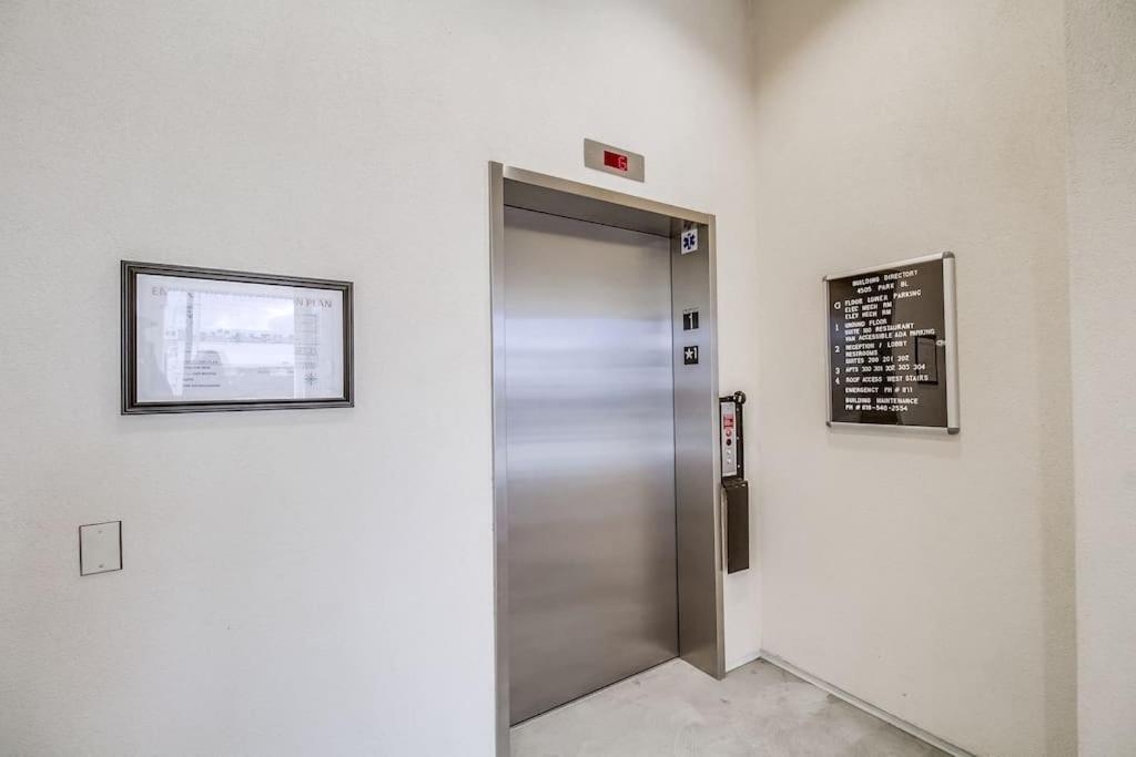 Park Blvd Paradise 301 Ada Compliant With A Spa San Diego Eksteriør bilde